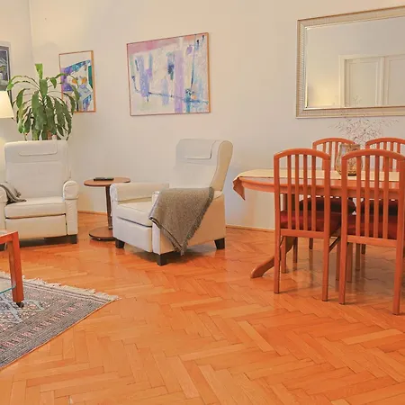 Apartment Tesa Delight -top Position-